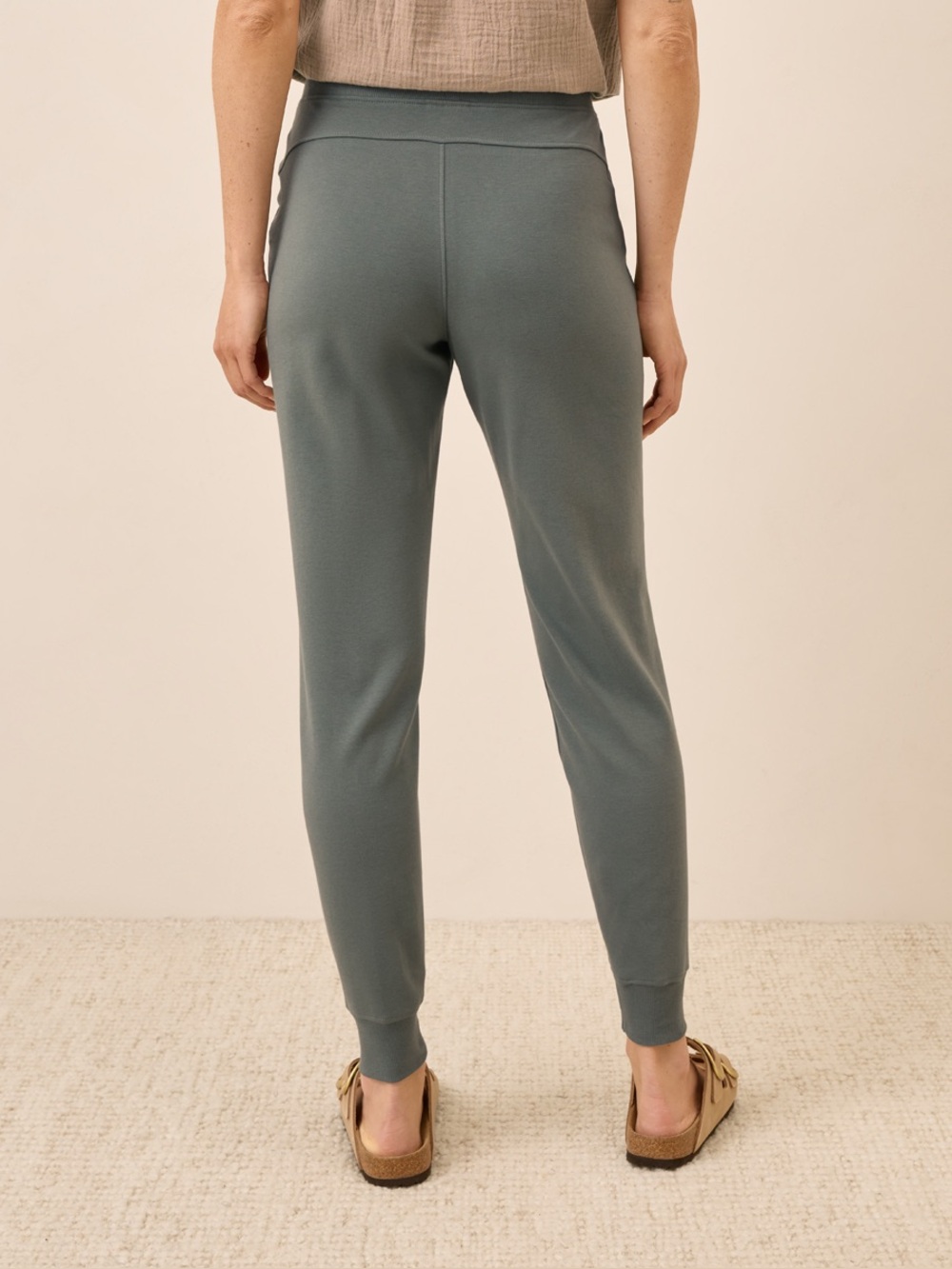 ‼️EUC: Pact Organic Airplane Jogger Castor Green - L - Picture 4 of 9